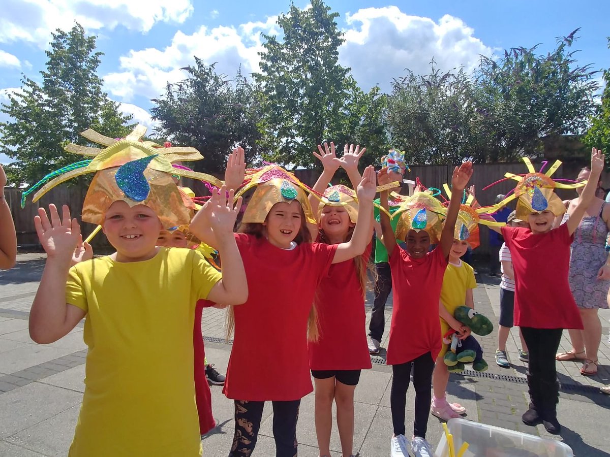 Ralph Surman tweet media