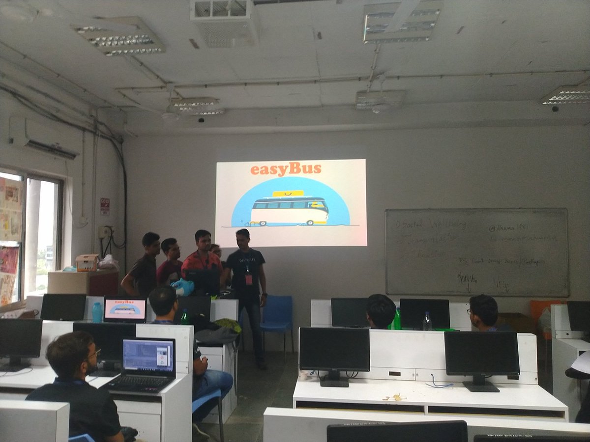 fluttervadodara's tweet image. Team mogilla presenting their idea #EasyBus to make the bus transportation search more easier using their flutter application.
#flutterbootcamp19 #flutterbootcampvadodara