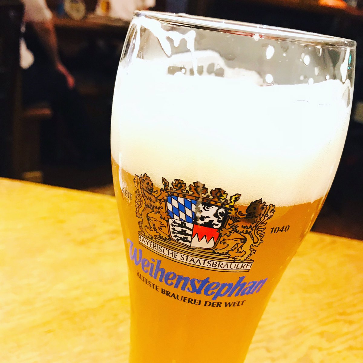Ryosuke Sunset 昨日飲んだ世界最古のビール 創業1040年 笑 実際は8世紀後半から醸造されていたといわれるエモーショナルなビール 美味しかった Weihenstephan Beer Draftbeer ヴァイエンシュテファン Ryosukesunset 曲作り中 髪切り Ryosuke Sunset 昨日飲んだ世界最古のビール 創業1040年 笑 実際は8世紀後半から醸造されていたといわれるエモーショナルなビール 美味しかった Weihenstephan Beer Draftbeer ヴァイエンシュテファン Ryosukesunset 曲作り中 髪切り