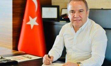 Necati Topaloğlu (@necatitopalolu1) on Twitter photo Antalya Büyükşehir Belediye Başkanımız Sn. <a href="/BocekMuhittin/">Muhittin Böcek</a> kardeşimin ablası Sn.Sevim Demir Kıran ablamızın vefatını derin üzüntü ile öğrenmiş bulunmaktayım.
Merhume Sevim ablamızın mekanının cennet olmasını yüce Allah'tan niyaz eder, kederli ailesine başsağlığı dilerim. Antalya Büyükşehir Belediye Başkanımız Sn. <a href="/BocekMuhittin/">Muhittin Böcek</a> kardeşimin ablası Sn.Sevim Demir Kıran ablamızın vefatını derin üzüntü ile öğrenmiş bulunmaktayım.
Merhume Sevim ablamızın mekanının cennet olmasını yüce Allah'tan niyaz eder, kederli ailesine başsağlığı dilerim.