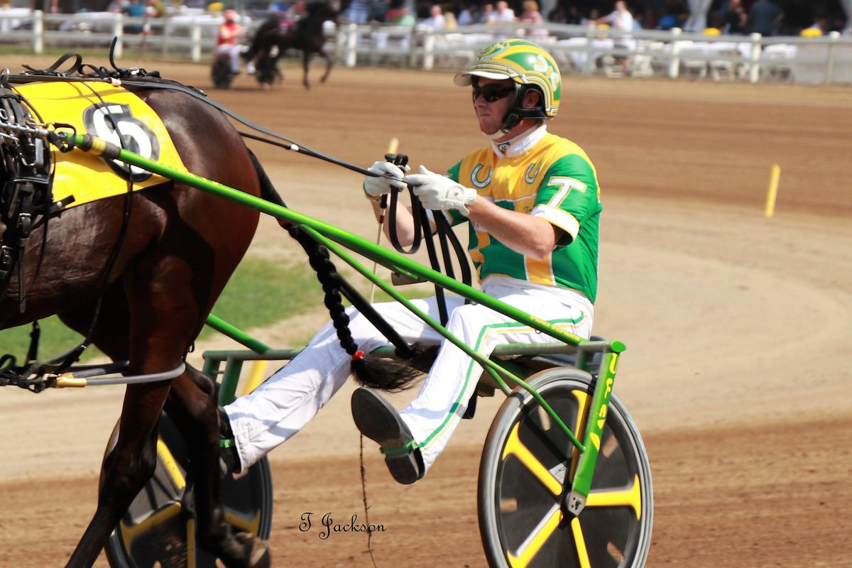 hoosiernations's tweet photo. Last night at Hoosier
#HatTrick @TraceTetrick #Churita #TjsTopPick #ShawneeValley
#DrivingDouble
Todd Warren #KingLeonidas #AmazingArya
Sam Widger #Platinum #BluebirdRambo
Congrats gentlemen!!
@WrennSandy https://t.co/WjTN6zWfsF