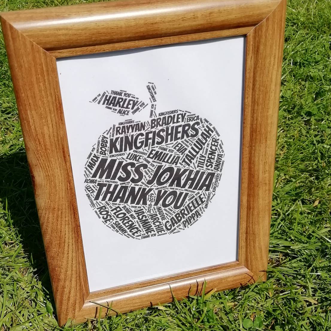 BlossomKnitsGB's tweet photo. Have you organised your teachers gifts already? If not I have these personalised framed available in my #etsyshop now
https://t.co/cUbZRfzDp2
#ukgiftam #ukgifthour #shopindie #shopsmall #teachergift #tagift #thankyougift #personlisedgift #giftidea #etsyseller #endofyeargift https://t.co/YhnPOfEwcn
