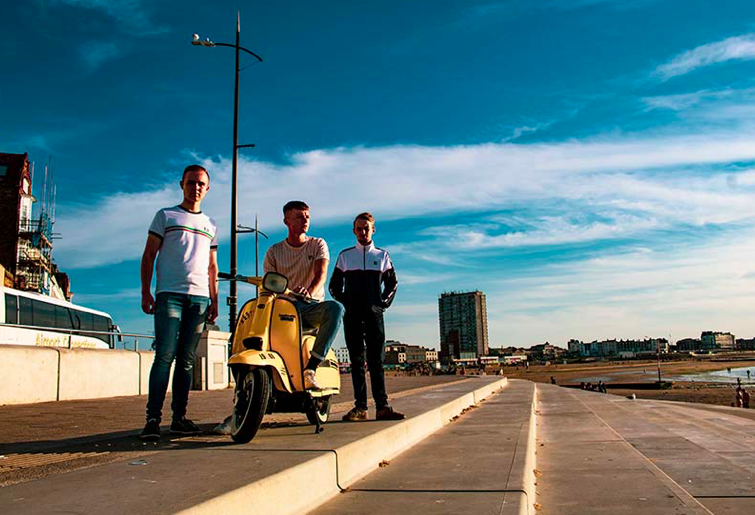 Re:Wind: This time last year we were shooting with <a href="/TheGallerysUk/">The Gallerys</a> in #Margate with <a href="/Ratracemargate/">Rat Race Margate</a> 

bit.ly/2FWiTzO

#mods #keepitkent #youthculture #cenemagazine 
#music #fashion #punk #fredperry #trojan