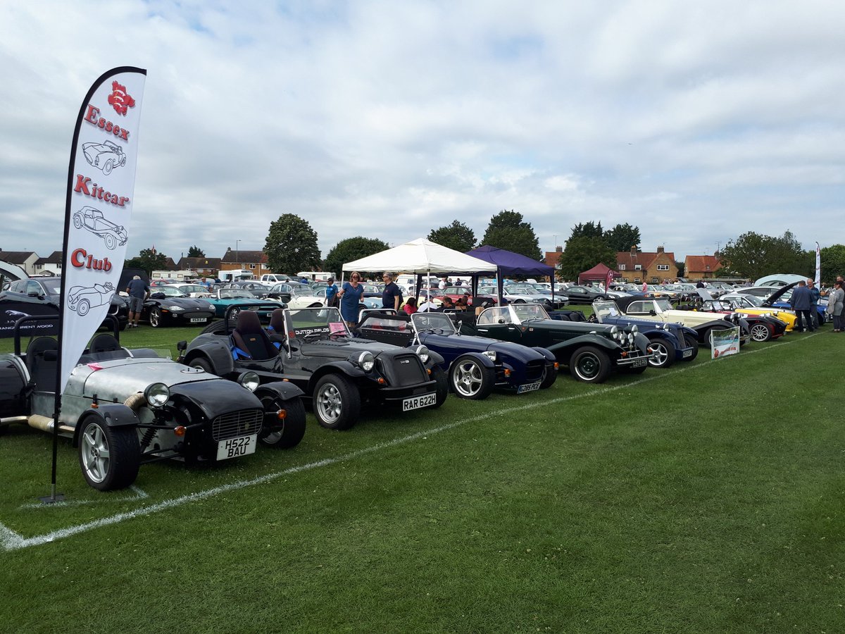 EssexKitCCCars's tweet photo. Setup at Maldon Car Show good turn out and sun coming out. After lunch  will be Afternoon tea. https://t.co/mJyE4VdlsP