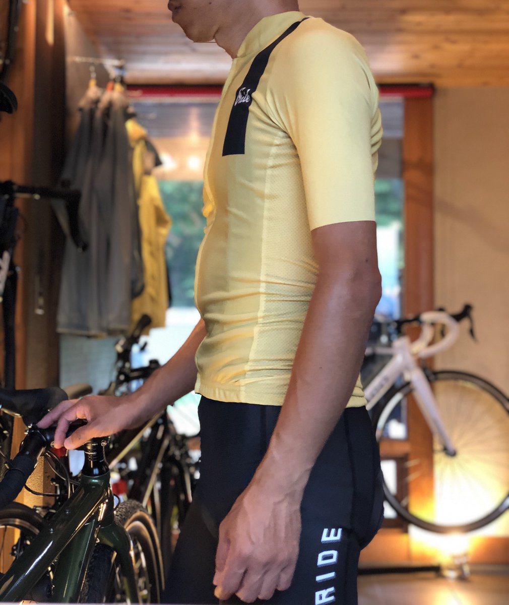 gridebikes's tweet image. 胸の縦ラインがすっきりシルエットを際立たせます。

#newkitday #roadcycling #roadbike #roadbikelife #cyclingapparel #gride #gridebikes #cyclingkit #cycling #cyclinglife #cyclingphotos #kitwatch #thankyoucycling #loveroadbikes#サイクリング #ロードバイク #サイクルジャージ