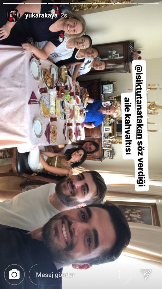 olddodo_'s tweet photo. Ben bile Yusufu sevmeye başladım😄Eğer dedikleri kadar olsaydı Yusuf fanların, sevgilisinin gazına gelip Atakanı sile bilirdi ama gayet güzel takılıyolar işte🤔ne güzel..O zaman ne diyelim, #AtYus diyelim😁 #Survivor #survivor2019 https://t.co/Xu8xhR1ZW5