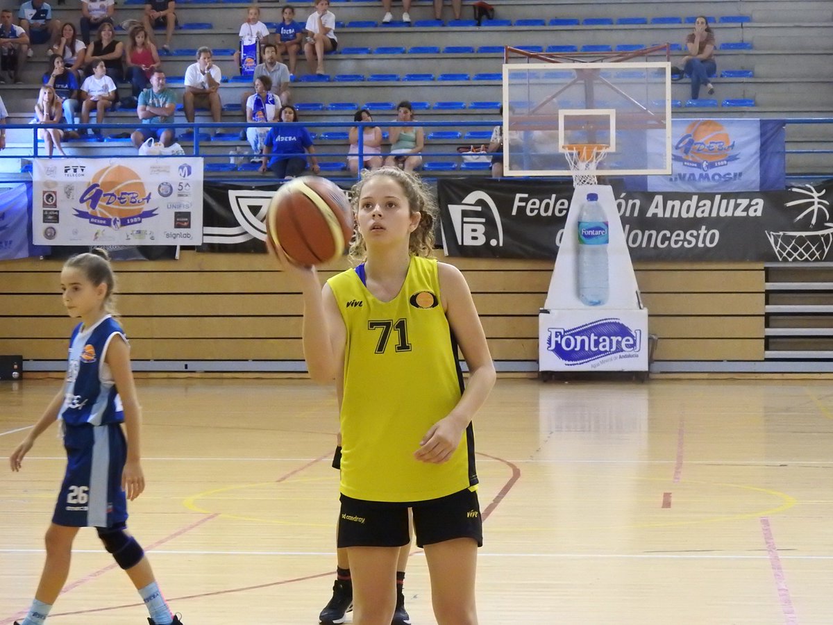 FAB_Andaluza's tweet photo. 🏆 5º-6º Puesto #CADEBAMF19 🚺 Memorial “Rafael Rojano”⛹️♀️
🏀 @SDCANDRAY ↔️ @clubadeba
⏱ 4º Periodo: 45-57
📍 @AytoSanlucar @diputacioncadiz
✅ @fabcadiz @FAB_Cordoba https://t.co/SmU123Mg8K