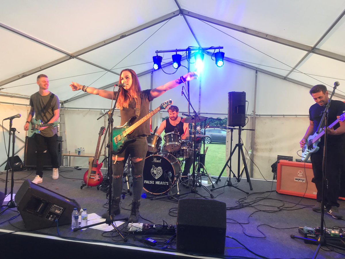 falseheartsband's tweet photo. Thank You Nfest19! ❤️🤘
That was one of our favourite gigs to date! Thank you so much everyone for showing your support, we'll remember that gig for a long time 🤩🥰
False Hearts x
#falsehearts #rocknroll #nfest #festival https://t.co/xrX4GDuPuc