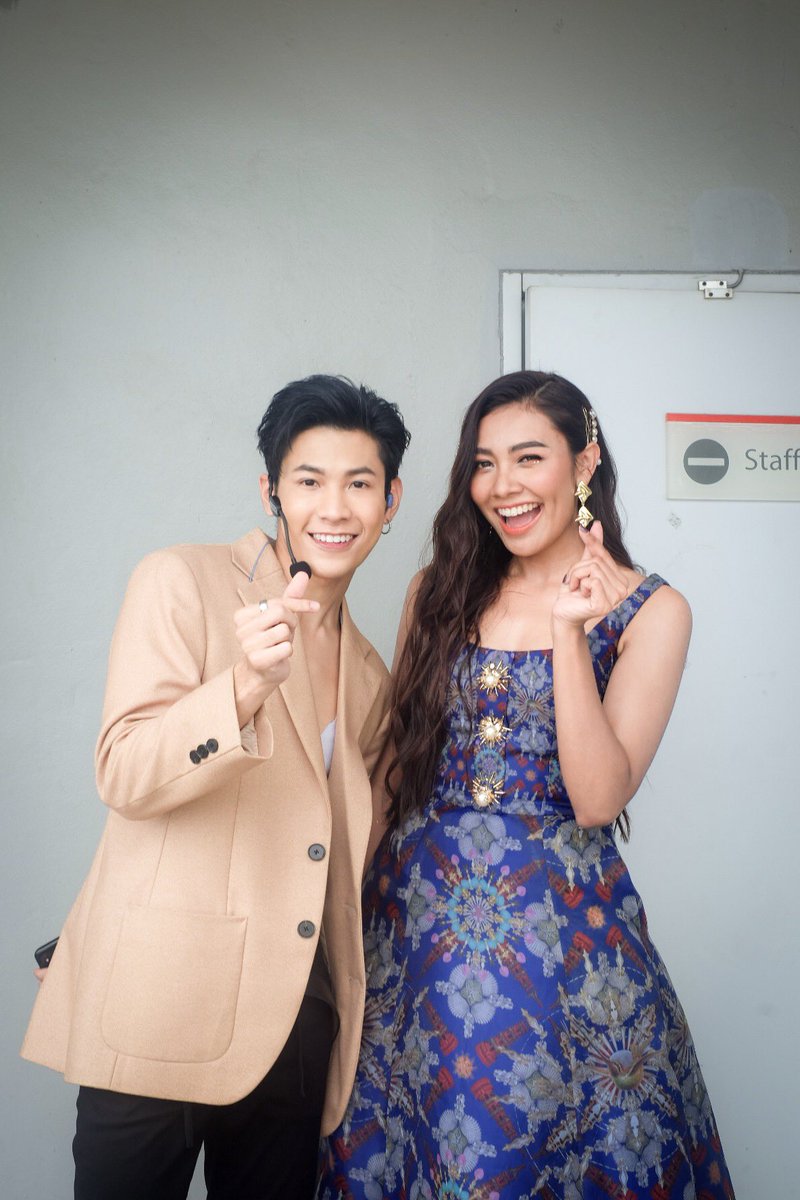 gamthestar's tweet photo. Surprise ไหมคะ^^ แอบเก็บเงียบมานาน555555 ดีใจที่ได้มาเป็นส่วนหนึ่งในวันสำคัญของน้องสิงโตน้องคริสนะคะ #PerayaPartyDay2 ขอบคุณสิงโตที่ให้เกียรติพี่เป็นแขกรับเชิญนะคะ เก่งมากๆ���เลยจ้า ภูมิใจใน��ัวน้องมากๆจ้า เชื่อว่าครอบครัวและแฟนๆของน้องก็ภูมิใจมากๆแน่ๆค่ะ(ต่อในไอจีค่ะพิมพ์ไม่พอ555) https://t.co/ol2ExiKPiG