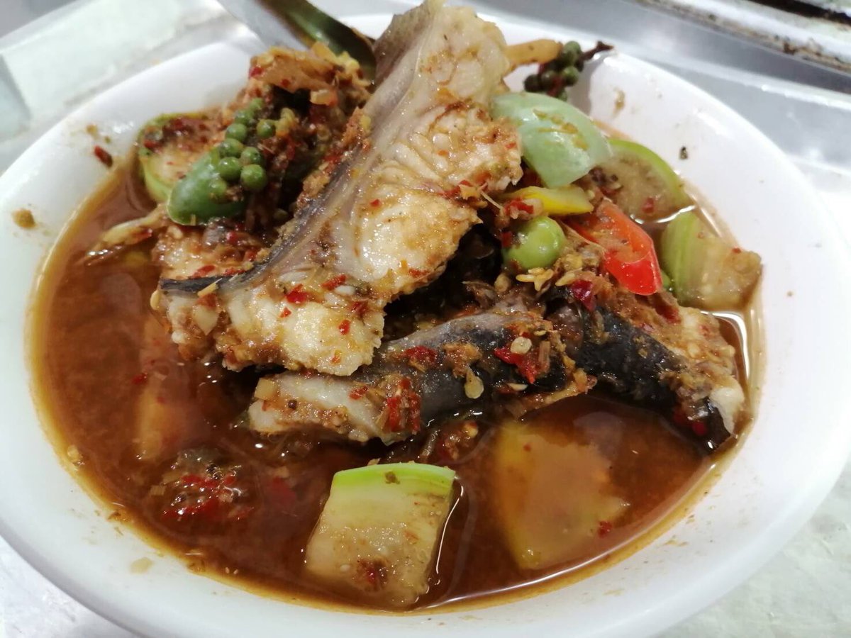 kruachukkadone's tweet photo. @aroii ร้านอาหารที่เปิดให้บริการมานานกว่า25ปี ร้านอาหารครัวชุกโดน
📌ตั้งอยู่เลขที่ 19/236 ถ.ไชยชุมพล ต.บ้านใต้ อ.เมือง จ.กาญจนบุรี 71000
🕐เปิดบริการทุกวัน 10.00-22.00น. #ครัวชุกโดน #อร่อยบอกต่อ #อร่อยไปเเดก #tri333 https://t.co/wYdsvfXtf9