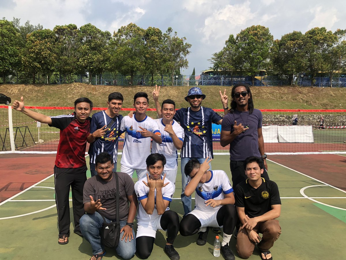 haikhxl_'s tweet photo. SUPER DAMN PROUD with you guys!
All the best untuk Quarter Final!
#ussc19 #MIAT #USSCMSI2019 https://t.co/fGISzJPIEo