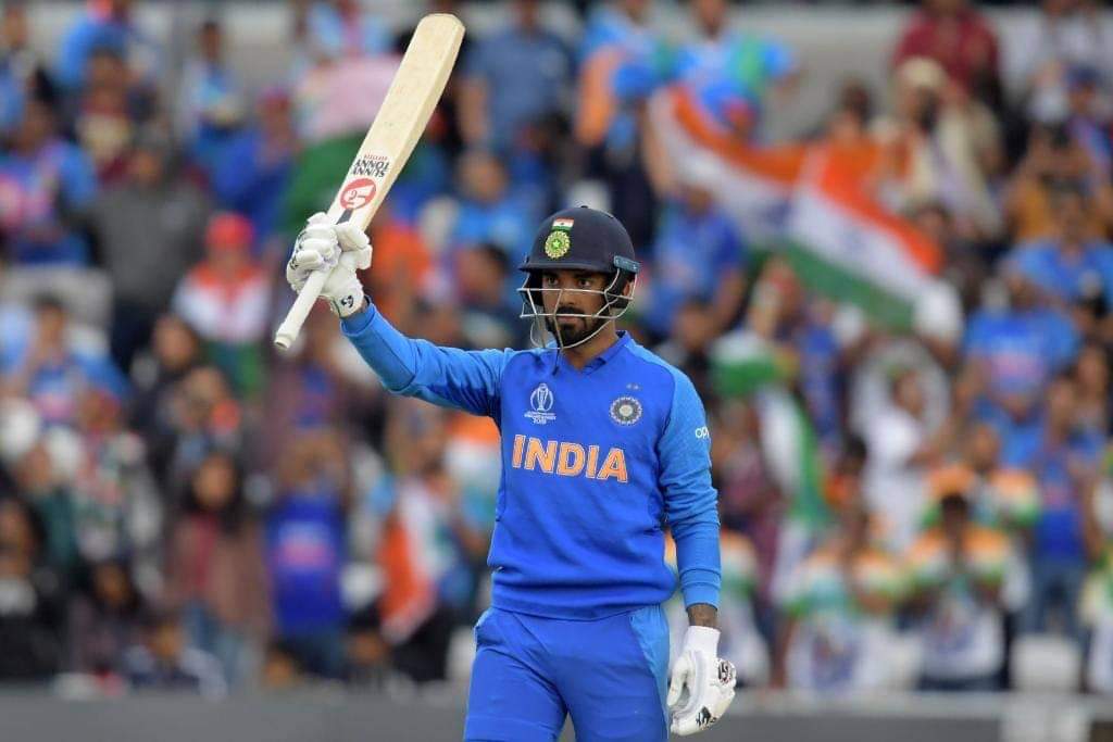 BILLARanjith7's tweet photo. Only player in history of cricket to score 

Test 100 in ENG
ODI  100 in ENG
T20  100 in ENG
The Name is KL Classy RAHUL😍😍🔥🔥
 Even England players not achieve this bt Rahul done ❤❤
#KLRahul https://t.co/p9PKtdGS8a