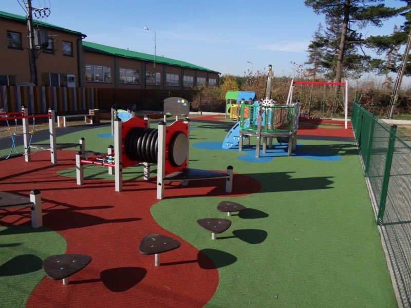 Another fantastic play area surfacing installation for <a href="/dragonplayuk/">Dragon Play & Sports</a> #PlayArea #Surfacing #SafetySurfacing