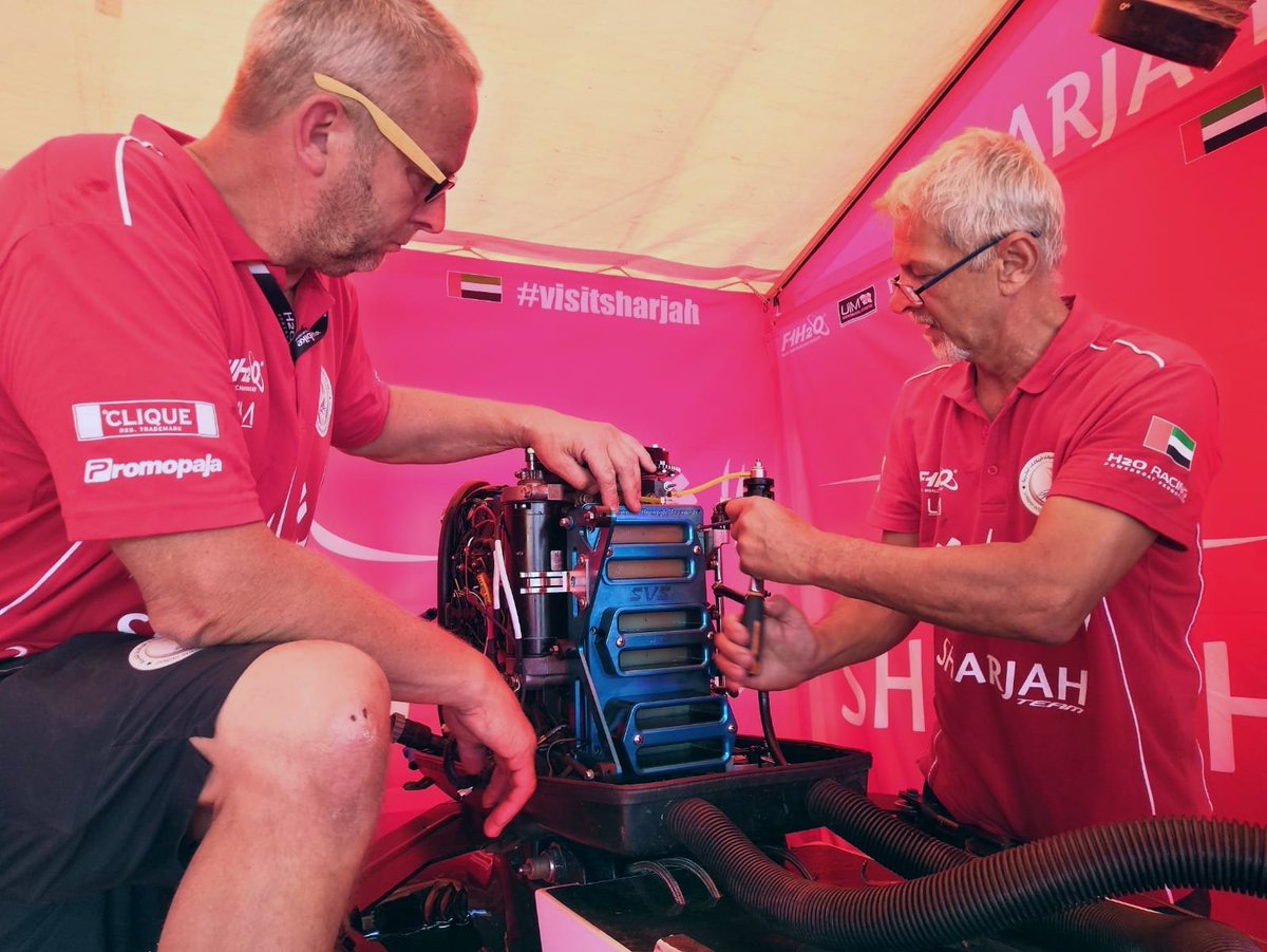 Hour and a half to go...
My #qualification ended before it got started, broken engine part forced to retire the session. Still should be able to start to the Grand Prix. We'll keep you posted.
