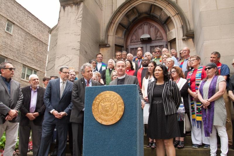 trinitycleve's tweet photo. Sunday, July 7
Summer Worship Service Schedule
✝️ Summer Choir Rehearsal | 9:15a
✝️ Community Gospel Reflections | 9a
✝️ Episcopal Peace Fellowship | 11:30a
#TrinityCathedral #TrinityCathedralCLE #ThisIsCLE #TrinityCleve #Episcopal #DowntownCleveland #CampusDistrict https://t.co/RnMGhhFTx8