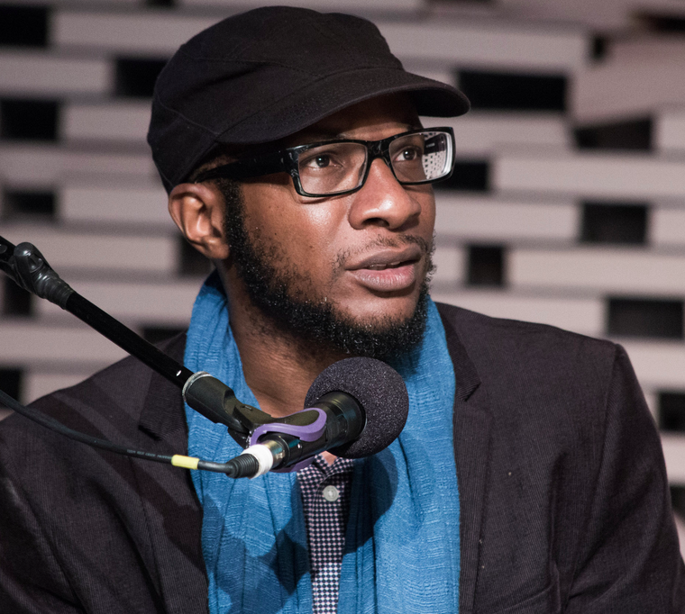 AfroLit4's tweet photo. Teju Cole, novelist raised in Lagos: "Translation, after all, is literary analysis mixed with sympathy, a matter for the brain as well as the heart.” (picture credit: Martin Lengemann ) https://t.co/aIigu5i1Ea https://t.co/GFzTCDCRh7