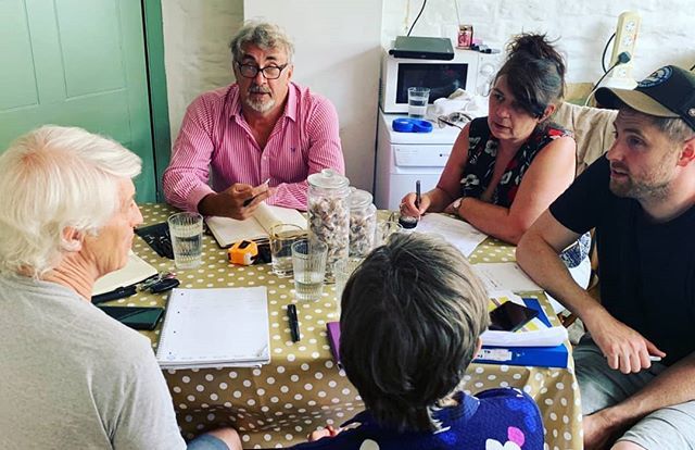 Hugely sucessful first location visit for the #gonetogroundfilm dream team. #directorofphotography <a href="/georgeburtfilm/">George Burt 📸🎥🇬🇧</a> #productionmanager #gilllantully #filmexposouth #constructionmanager #costume #director #philpeel #grinsdtonefilms ift.tt/2Jju8o8