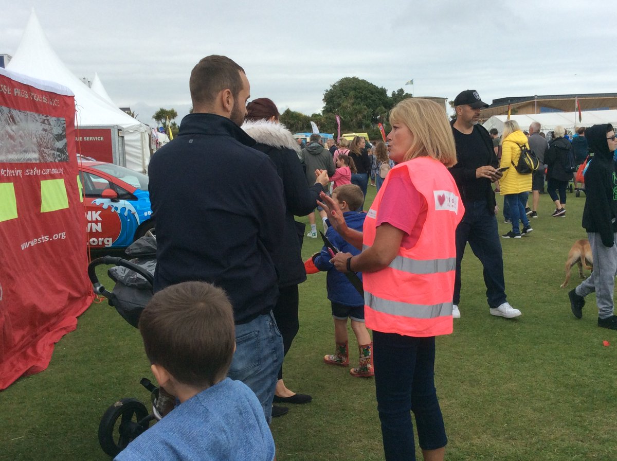 Eastbourne 999 tweet media