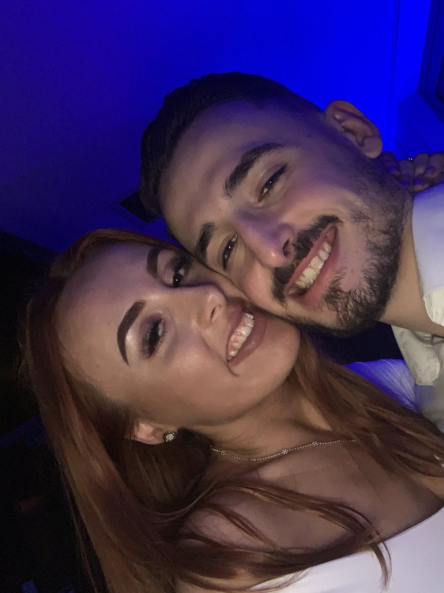 Happy 22nd Birthday babe, all my love💛 Now let’s have another messy night🤪