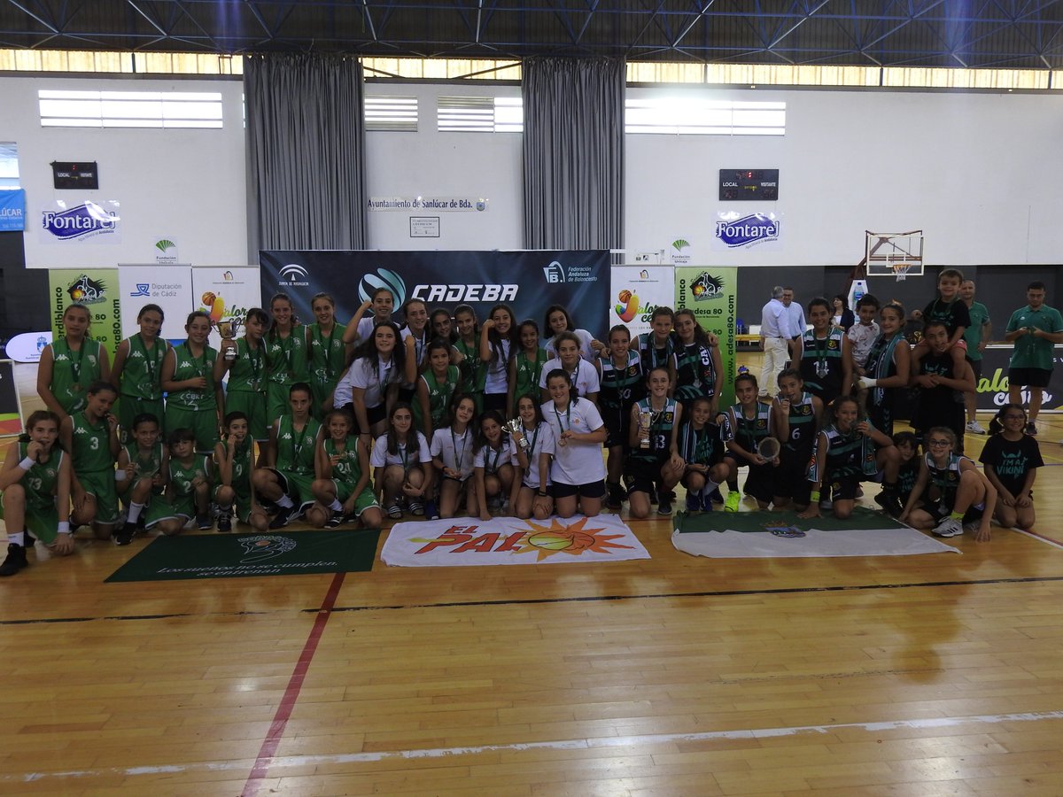 FAB_Andaluza's tweet photo. 🏆 Campeón @cordobasketCD #CADEBAMF19
🚺 Memorial “Rafael Rojano”⛹️♀️
📍 @AytoSanlucar @diputacioncadiz
✅ @FAB_Cordoba https://t.co/At5WvSky2M