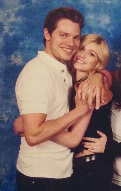 ruby_rose114's tweet image. they are just way too cute ❤️🥰☺️

credits to the owner. 

#THOS3 #saveshadowhunters