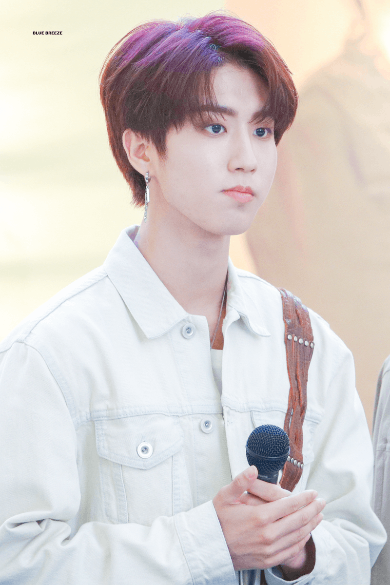 bluebreeze0914's tweet photo. 190707 여의도

#스트레이키즈 #한지성
#STRAYKIDS #Hanjisung https://t.co/9OG26X70Uc