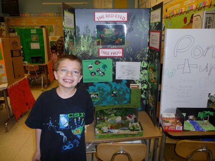 PodcastCriminal's tweet photo. Episode 11 is out. Part one of two. The disappearance of Kyron Horman. This is Kyron standing next to his science fair project. #truecrime #missingChidren #podcast #unsolved https://t.co/tsb4BAUW1T