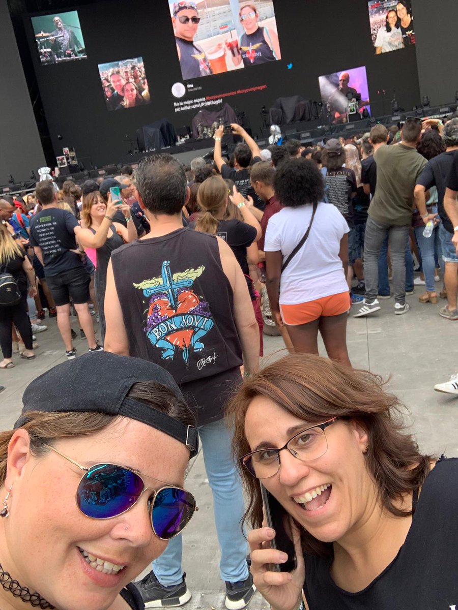 crazyolga81's tweet photo. #bonjovimemories
Aqui a disfrutar!!! a tope
@diymamen @crazyolga81 https://t.co/NYGws2tS6J