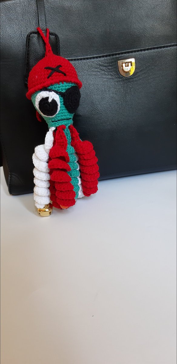 ever_together's tweet photo. Good evening/morning , everyone🤗
I'm totally inlove in this Octopus!
That's what I knitted a few days ago.. What do you think ?
If you are interested, check my etsy shop 😊
#Octopus #Cotton #Crochet #Toddler #green #red #etsyshop https://t.co/ptOWX3ePK4