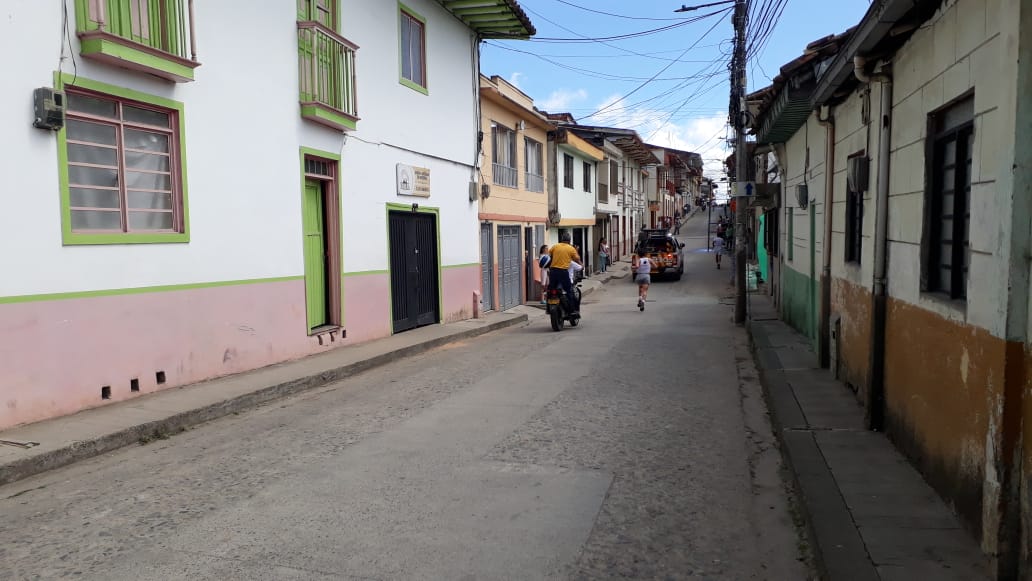 <a href="/BomberosNeira/">Bomberos Neira</a> realizó acompañamiento en el evento deportivo Media maratón Manizales- Neira. Apoyó una móvil de intervención rápida de Bomberos Filadelfia. Felicitaciones a los ganadores
<a href="/CITELDNBC/">CITEL - Reporta Bomberos</a> <a href="/DNBomberosCol/">Dirección Nacional de Bomberos Colombia</a>