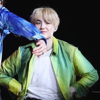 demseokdimple's tweet photo. Okay now that we have discussed Prince Eric and Ariel..Have we considered this? https://t.co/W0cQQbQteA