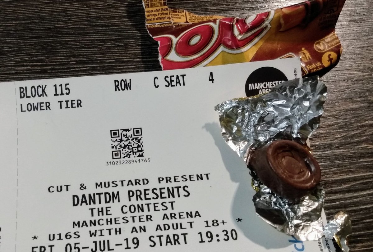 Clare de Lune tweet media