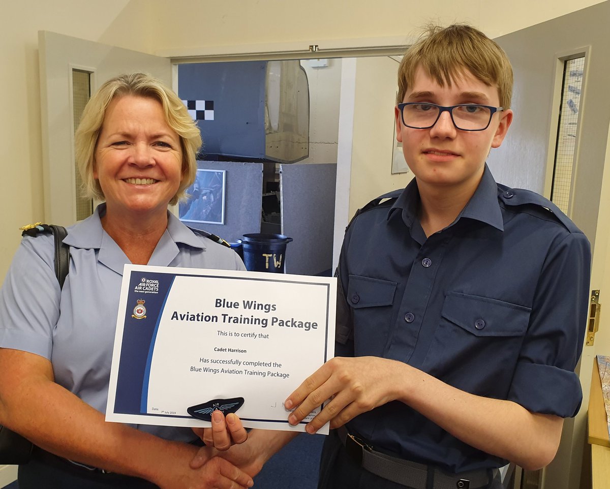 OCStaffsWing's tweet photo. During her visit to @staffswing Field Day Air Cdre @mariabyford our Wing President, paid a visit to @OC633AGS  to see Cadets undergoing PTT training. 

The Air Cdre took the opportunity to present Cdt Harrison @351ATC with his Blue A Wings.

@2ftsaerospace https://t.co/OAx5nLarOG