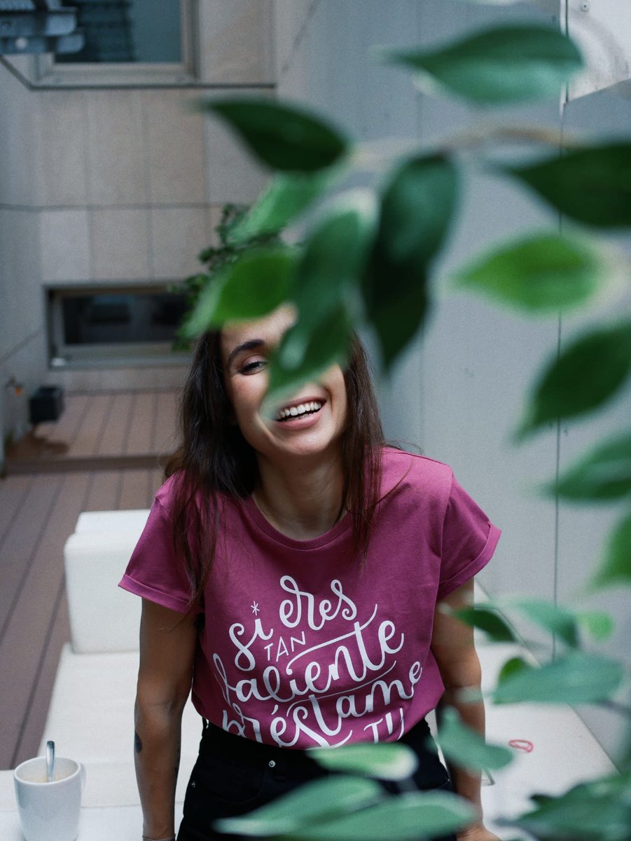 Zahara on Twitter: "Si eres tan valiente… Ya está disponible el contra la bestia en https://t.co/cqolB5Um5S (100% earth positive, algodón orgánico, fairtrade) El 10% será a la Fundación Ana Bella. •