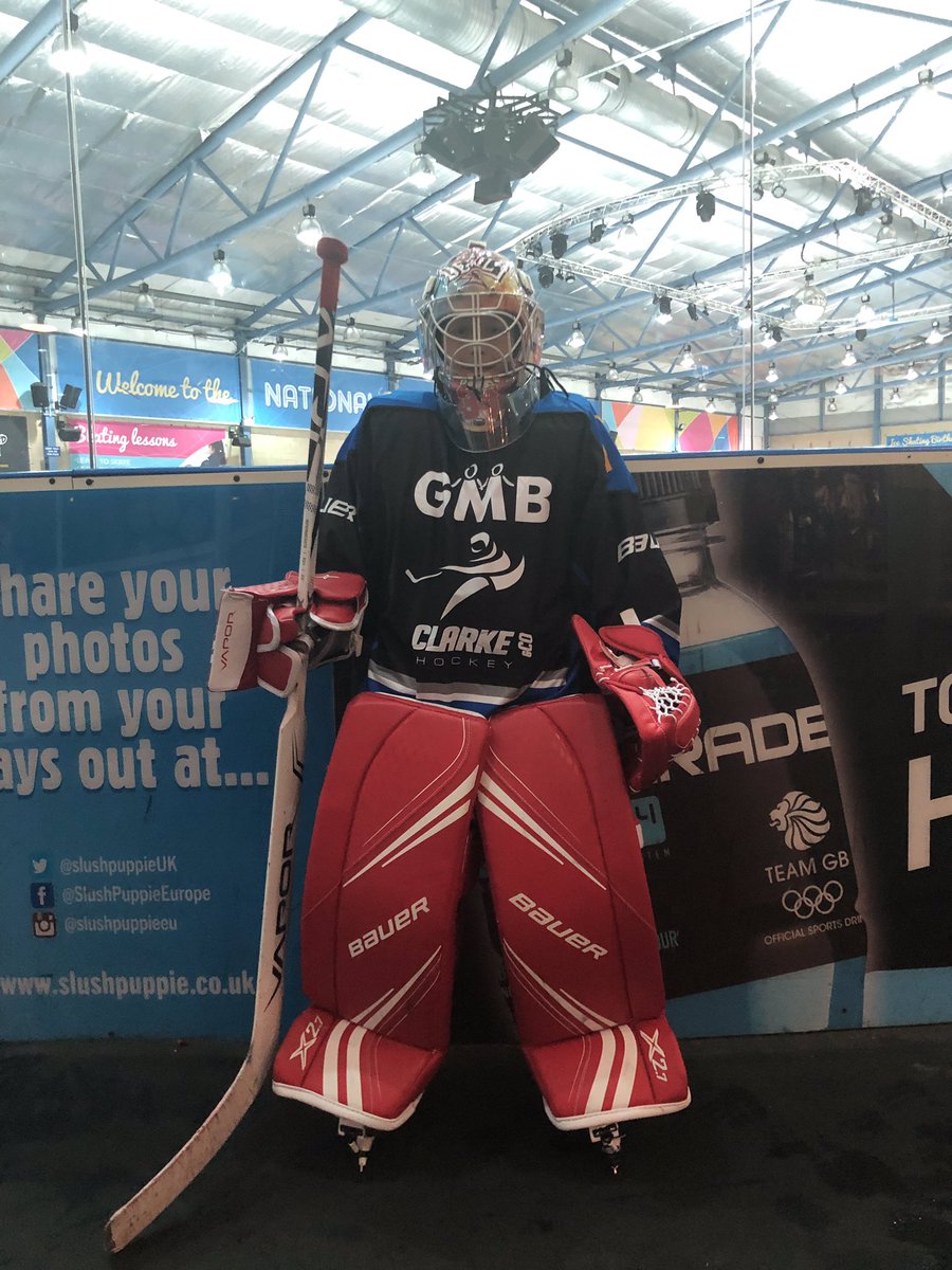 T08Harry's tweet photo. Great first day at camp yesterday, looking forward to another 1 hour off ice training and 2.5 hours solid ice training today 👊 https://t.co/6VgxrFORgU