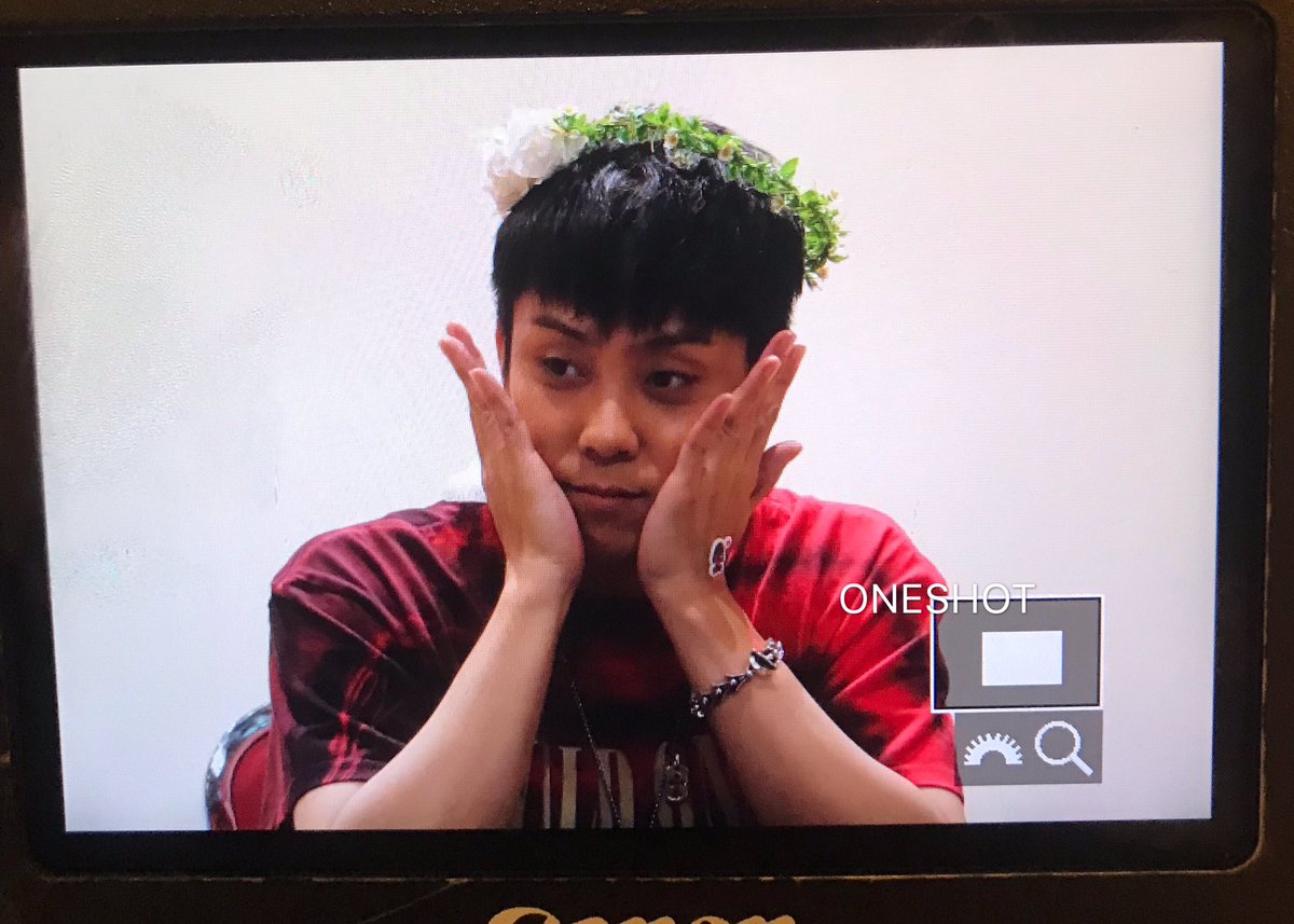 ONESHOT608's tweet photo. 190707 #은지원 팬싸 previews https://t.co/X5EKxgMFgQ