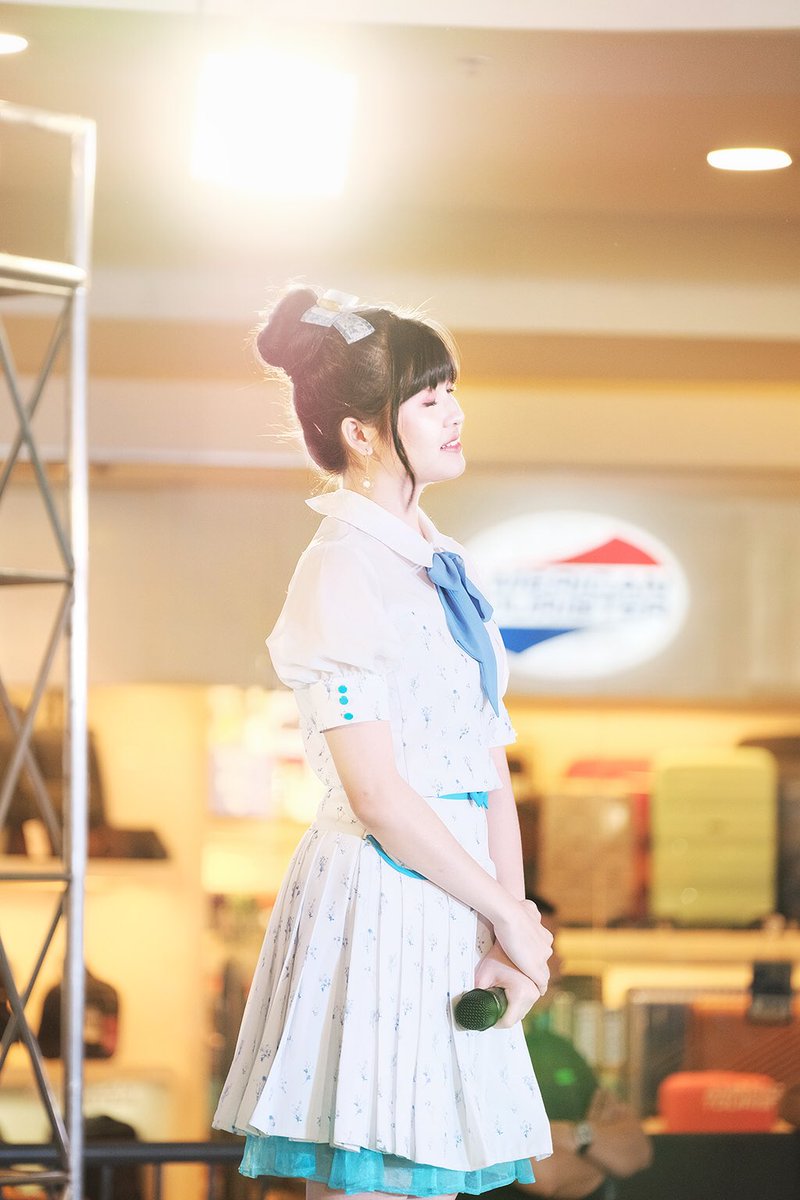 HoshiNoFilm's tweet photo. 07.05.2019 (2/2)
365 AnEP Mall Show
(Fisher Mall QC)
#MNL48
#MNL48IgaiNiMango
#TeamL
#Mangoer
#MNL48Sela
#MNL48Gabb
#365ArawNgEroplanongPapel https://t.co/kmdm4tfN5d