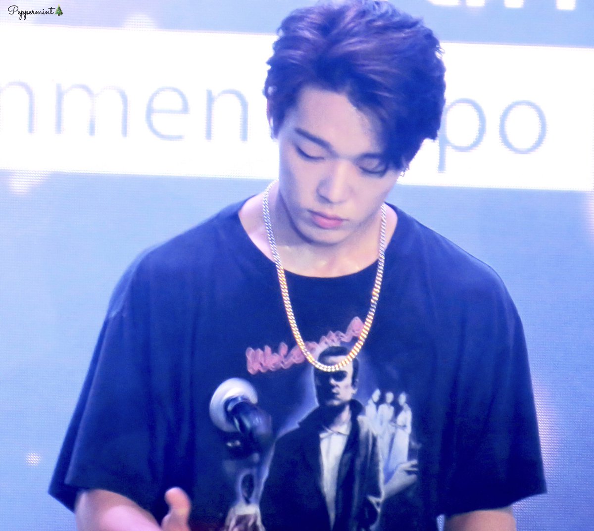 Peppermint1221's tweet photo. 171108 소중한 사진들 고마워요. 언니 사랑해요.😙 #바비 #BOBBY #バビ https://t.co/kjJ1u5zMgb