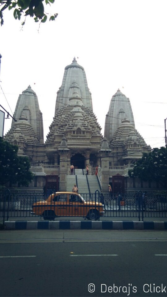ImDebraj8's tweet photo. Birla Mandir of Kolkata at Ballygunge - A cultural heritage to chrish forever.....
#Kolkata #TheCityOfJoy #IncredibleIndia #culture #heritage https://t.co/kCtm4tSo6a