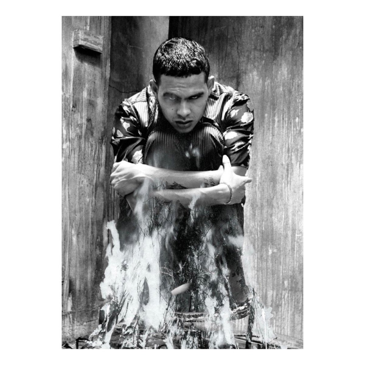 stoneandspear's tweet photo. @slowthai for King Kong Garçon
shot by @oliviarosephoto
art direction by me
out now
#slowthai #oliviarose #stoneandspear #kingkonggarcon https://t.co/JHReU5mEZV