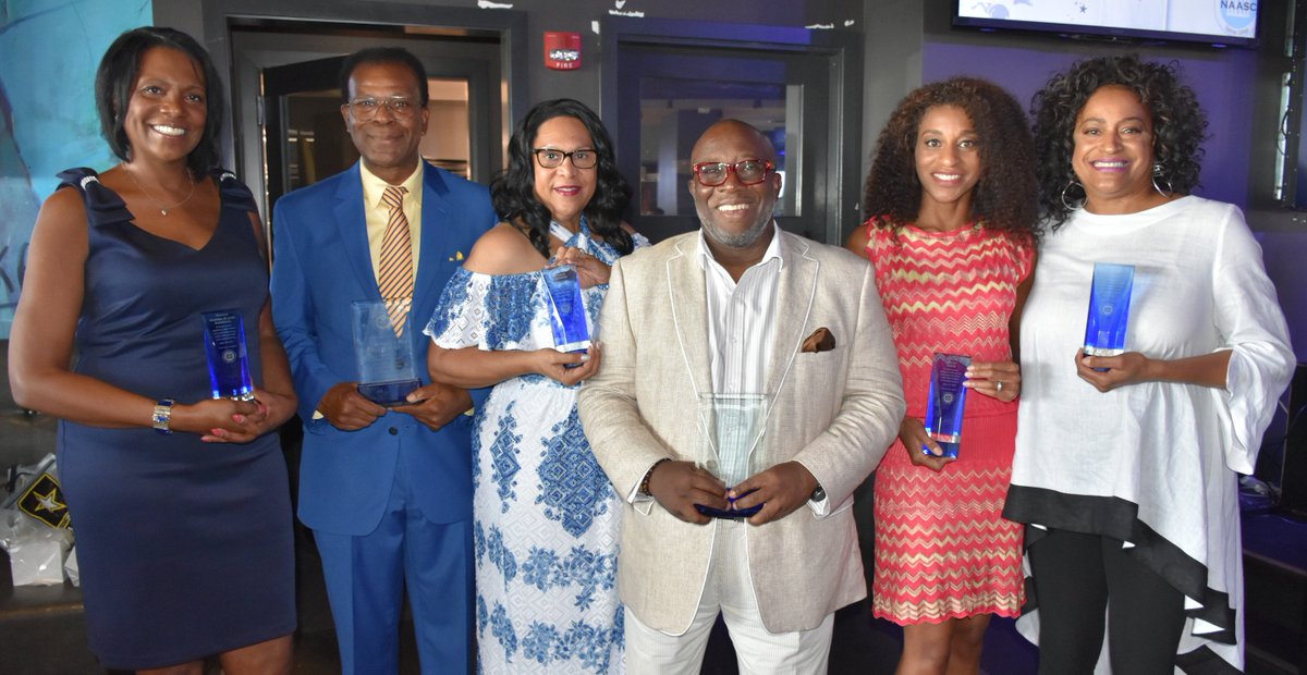 NAASC_SoFL's tweet photo. Congratulations to our @naasc_sofl #atj2019 honorees for their significant achievements in media and communications: @spelmancollege alumna Wanda Bland Randall, @hot105 Rodney Baltimore, alumna Novice Johnson, Dexter Bridgeman, alumna @BettyDavisWPLG, alumna Traci Cloyd https://t.co/I2l5GYeK9z
