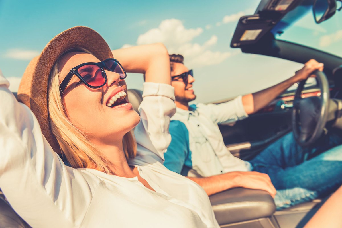 The sun is shining and summer is in full effect! ☀ Ensure you remain safe while driving this summer, check out Desjardin’s top 7 tips: bit.ly/2Nv52GL  🚗