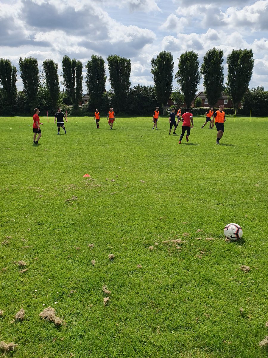 FcNetherton's tweet photo. Sunday pre season well under away https://t.co/YiIGwd82dl
