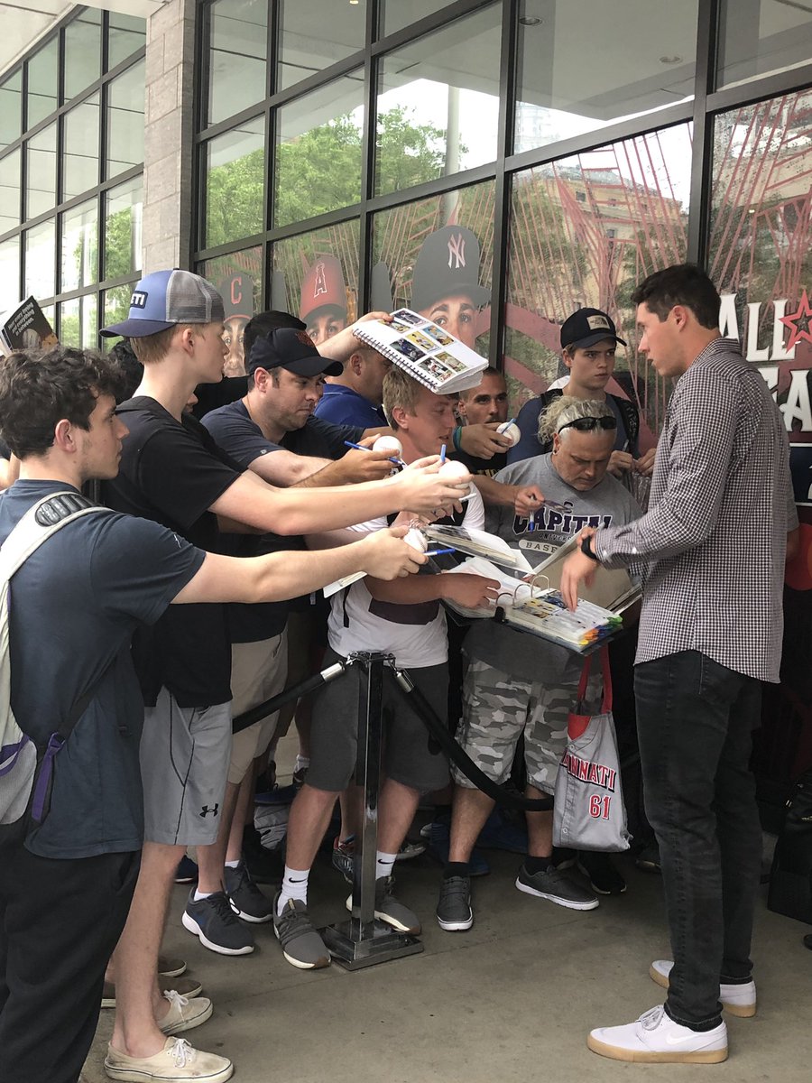 VinceCollie's tweet photo. In Cleveland for the MLB All Star Futures game.  Having a blast hanging with the family and my nephew Big Nate Pearson.  He’s a pretty popular guy! @big_nate5 https://t.co/rc4sBPN4KS
