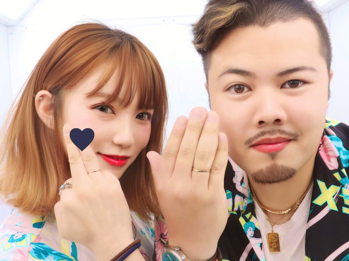 stakuya255's tweet photo. 指輪届きまーした💍インスタでは報告していましたが実は5月30日に入籍していました👰 https://t.co/GRFzHdgK78