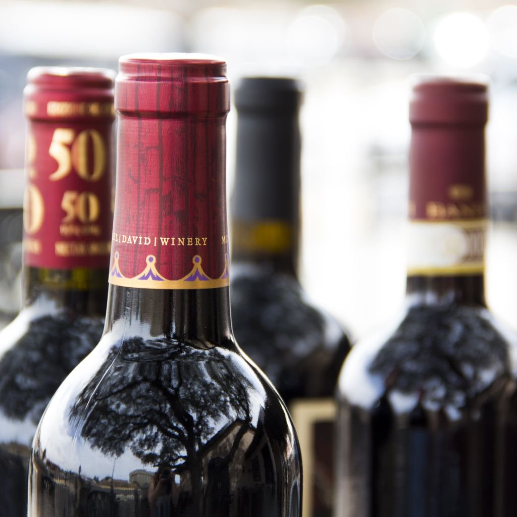 Sundays at Stella's are well spent. Enjoy half-priced bottles of wine all day! #bringyourappetite