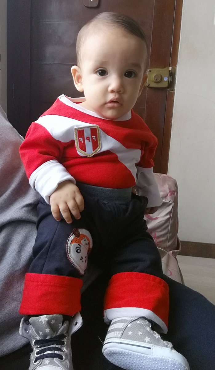 Desde la pancita de mi mamita en el Mundial, y hoy en la #copaamerica aliento a mi 🇵🇪 xq hoy #TodosSomosPeru, saludos a <a href="/DOMINGOALDIA/">Domingo al Día</a>.