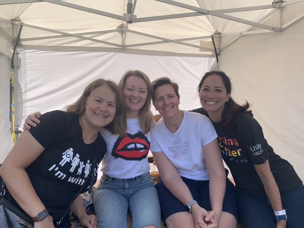 LondonWarbler's tweet photo. Some of my favourite people @Col_Comerford @CanterfordKelly @misavt xxxxx Happy #BlackPride 💕🏳️‍🌈🥰 https://t.co/2VEbmlczKQ