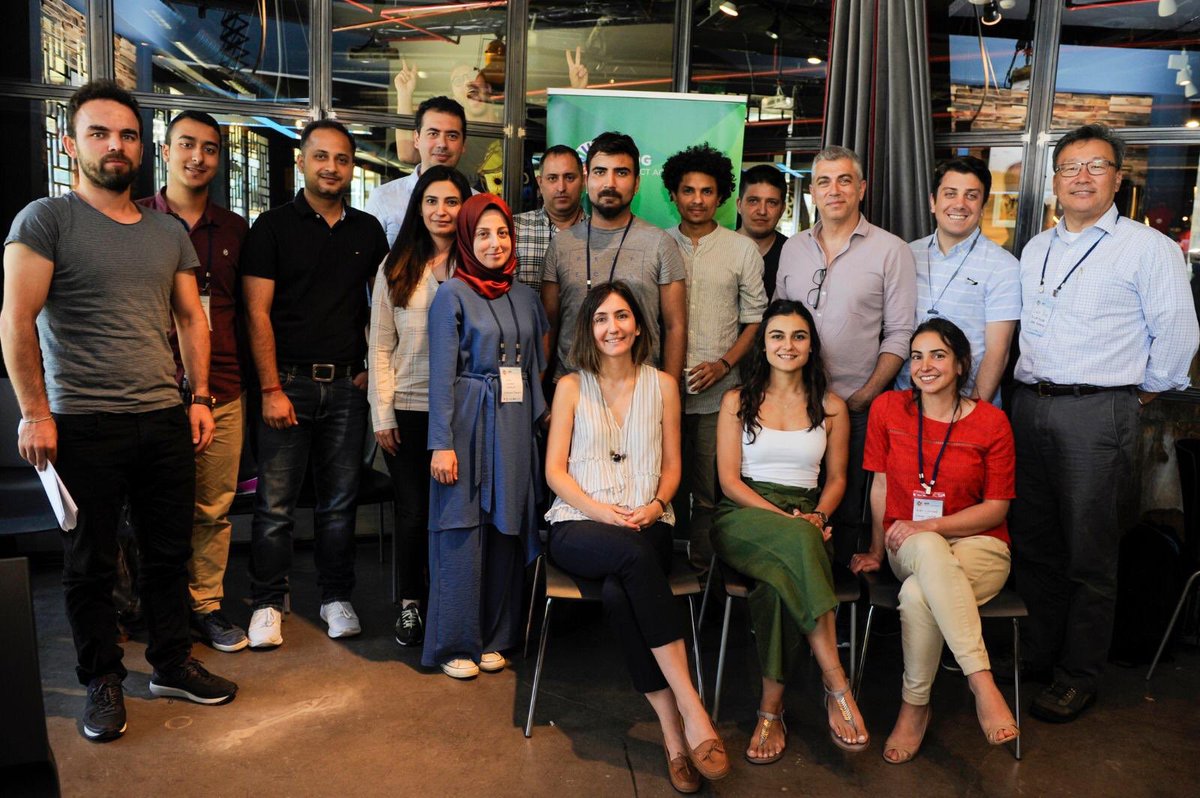 Ozan (The Brutally Honest Startup Mentor) tweet media