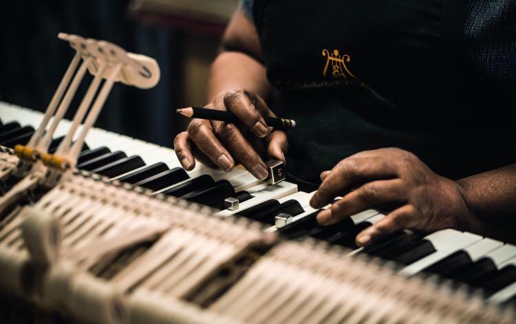 @SteinwayAndSons Follow Our craftsmen and women add weight to every key by hand to ensure an even touch and responsiveness across the keyboard. Take a tour to see first-hand how a #Steinway is born: steinway.com/about/factory-…